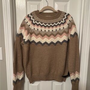 THE CHALET SWEATER size medium